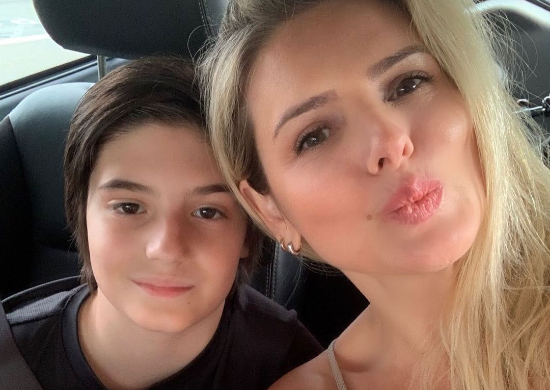 Mari Alexandre posta vídeo da primeira comunhão de Záion, filho dela com Fábio Jr. Foto: reprodução Instagram