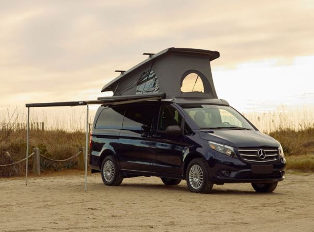 Mercedes-Benz lança van de luxo com barraca acoplada. Foto: Divulgação