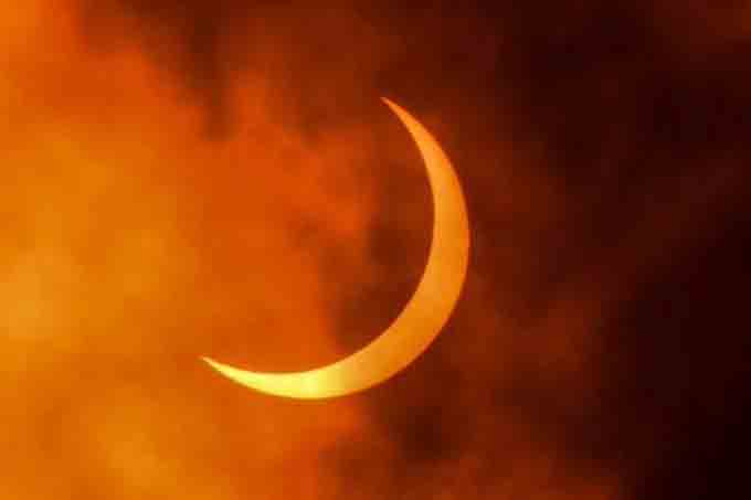 Primeiro eclipse solar de 2020 oferece imagens de um anel de fogo. Foto: Twitter