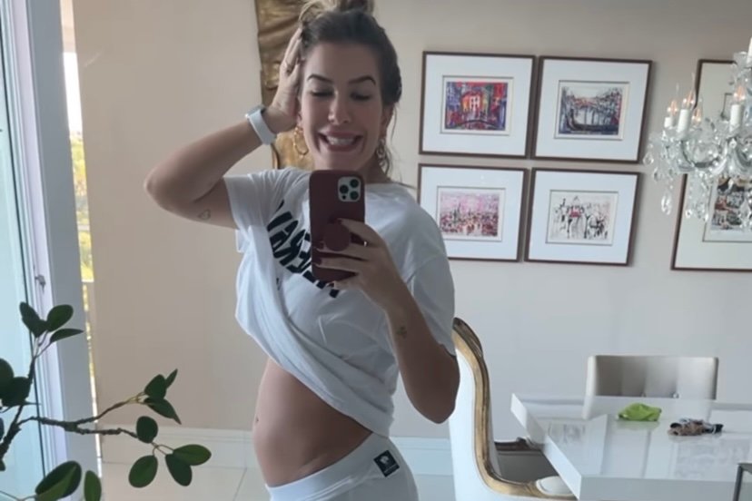 Lore Improta exibe a barriga de 5 meses de gravidez e fala sobre o sexo do bebê (Foto: Reprodução/Instagram)