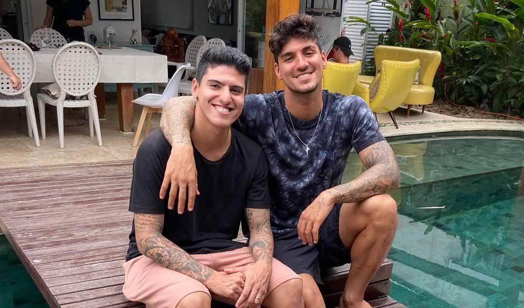 Gabriel Medina e o irmão Felipe Medina. Foto: Reprodução Instagram