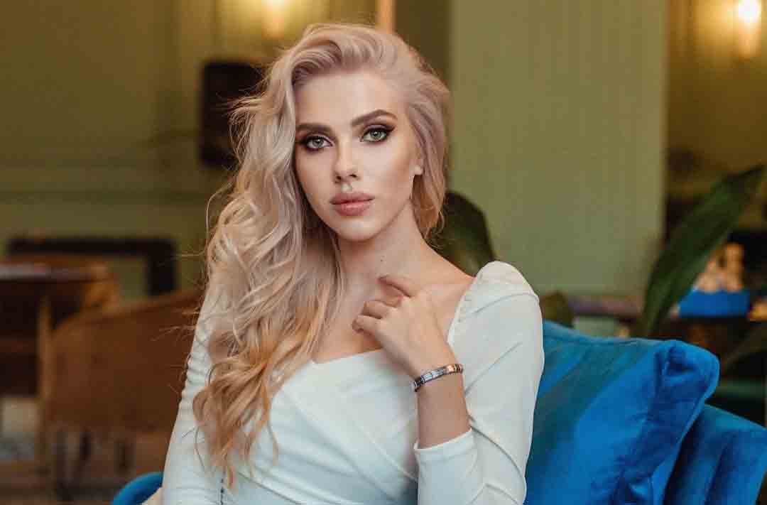 Blogueira russa viraliza por semelhança com Scarlett Johansson. Foto: Reprodução Instagram
