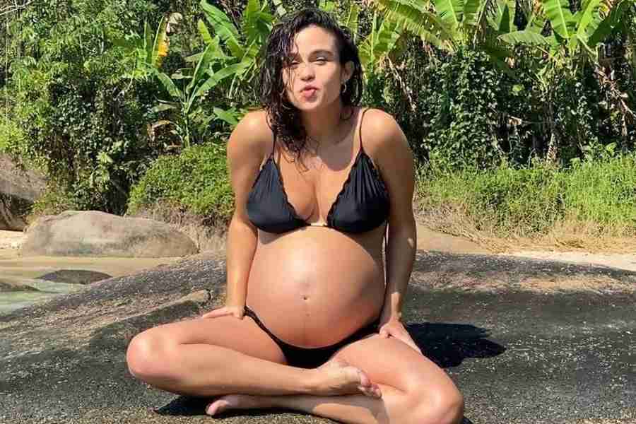 Nanda Costa exibe a barriga de gravidez em dia de sol (Foto: Reprodução/Instagram)