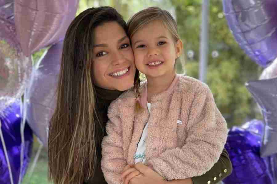 Thaís Fersoza comemora aniversário da filha com Michel Teló: “Minha princesa real” (Foto: Reprodução/Instagram)