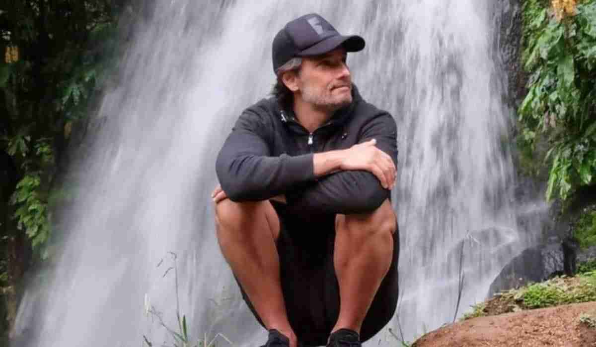 Rodrigo Santoro curte cachoeira e faz canoagem em viagem por Portugal (Foto: Reprodução/Instagram)