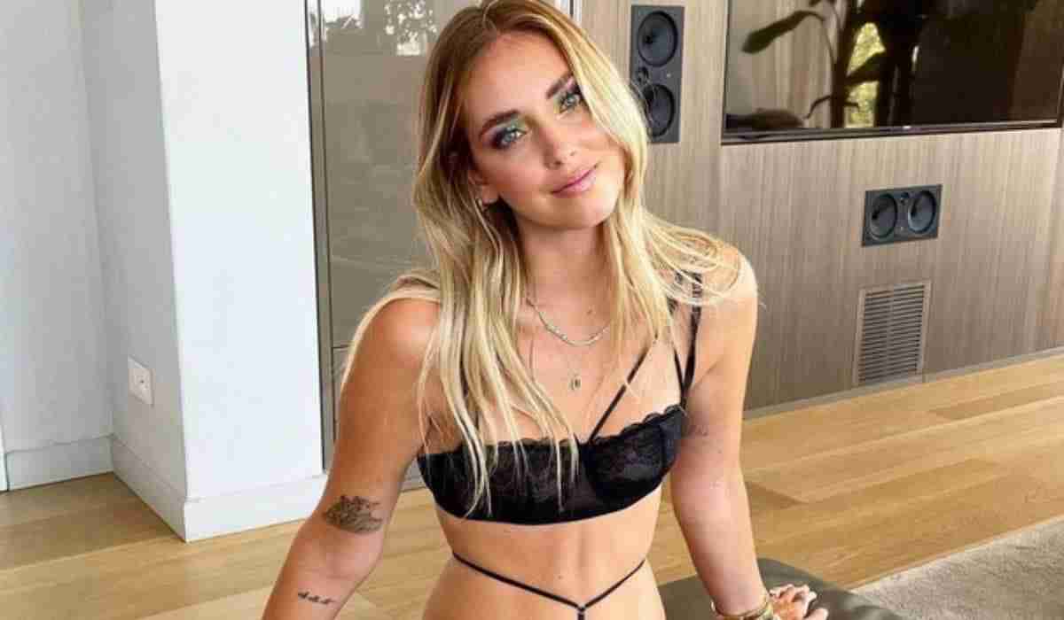 Chiara Ferragni posa de lingerie sensual e é criticada: ‘devia ter vergonha’ (Foto: Reprodução/Instagram)