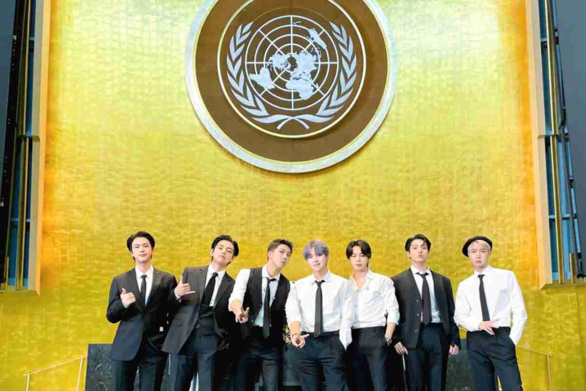 BTS manda mensagem de esperança em discurso na ONU (Foto: Reprodução/Twitter)