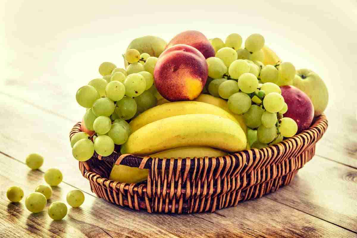 Quanto tempo a banana dura na geladeira? Descubra quando refrigerar e congelar a fruta!