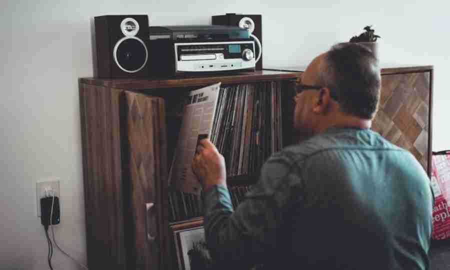 Como guardar os discos de vinil da maneira correta. Fotos: Pexels