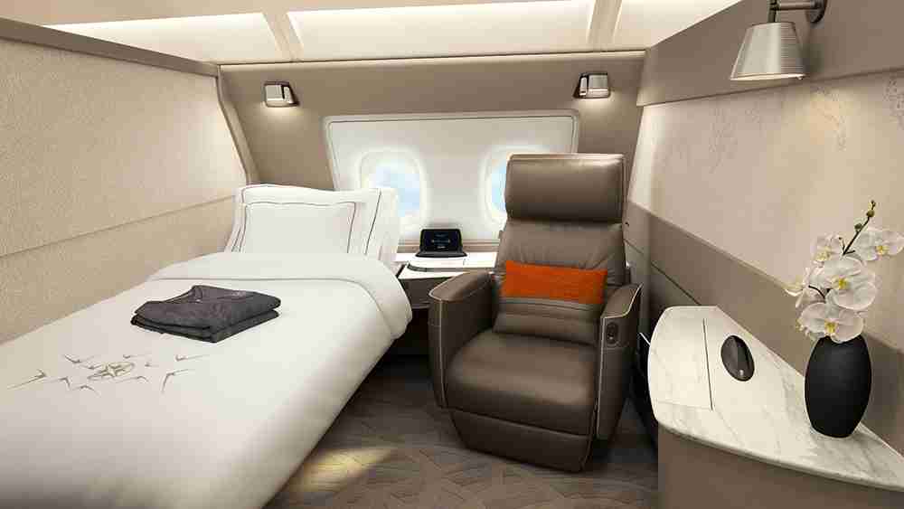 Viagem de primeira classe com cama de casal: cia aérea Singapore Airlines está voltando em grande estilo