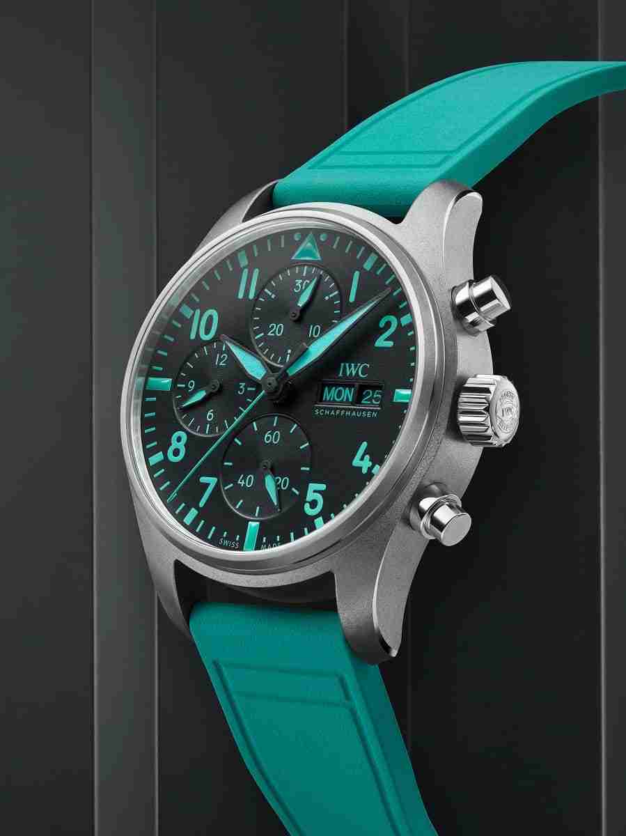 IWC Schaffhausen lança relógio oficial da equipe de F1 Mercedes-AMG Petronas
