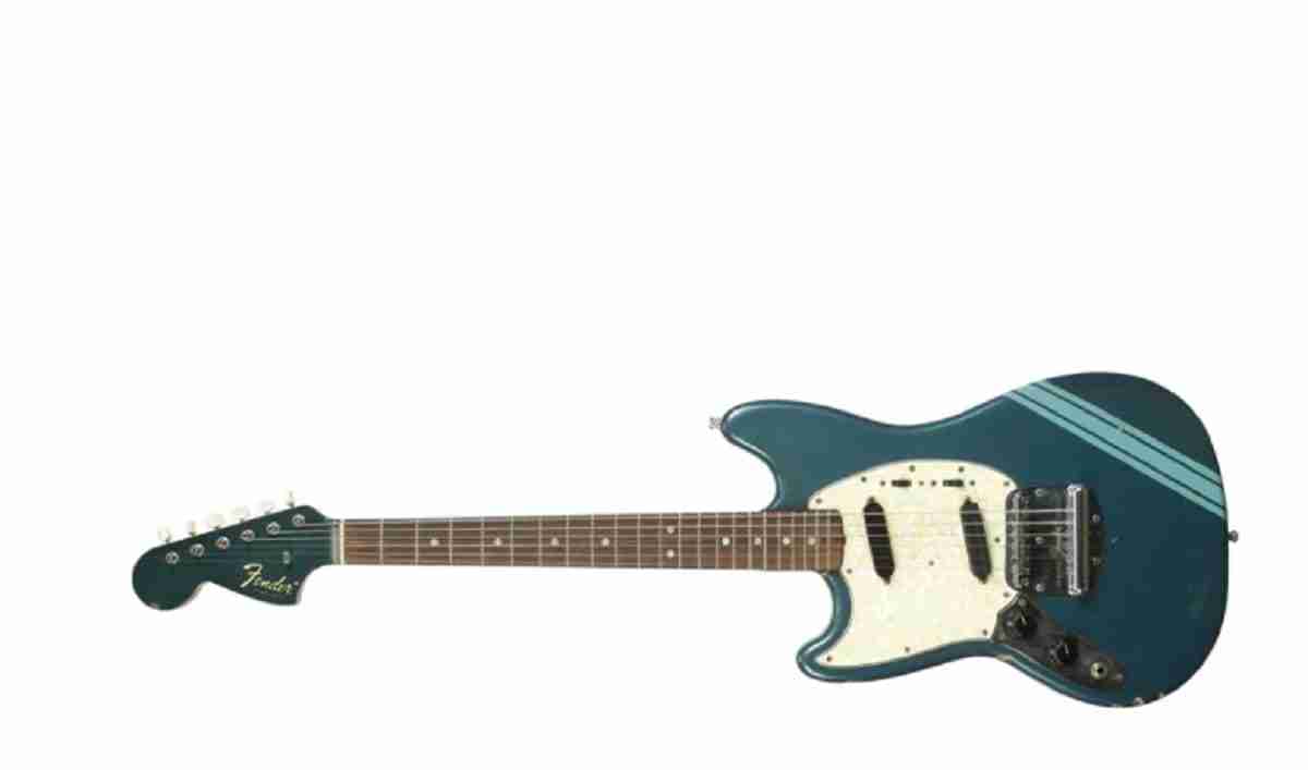 Guitarra preferida de Kurt Cobain é vendida por R$ 22 milhões em leilão