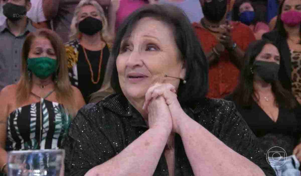 Mãe de Paulo Gustavo se emociona com recado dos netos no Domingão do Huck (Foto: Reprodução/Globo)