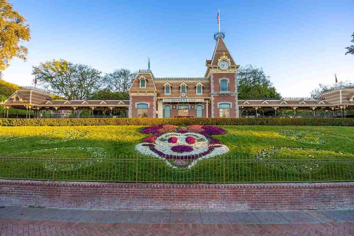 Disney para de vender passes anuais. Foto: Divulgação/ Disneyland Resort