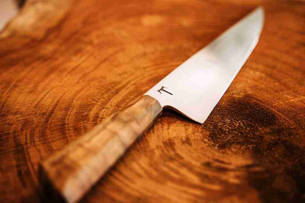 Resort no Havaí oferece experiência para você forjar a própria faca por R$ 60 mil