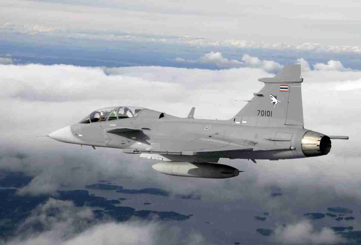 Tailândia inicia modernização dos seus Saab Gripen