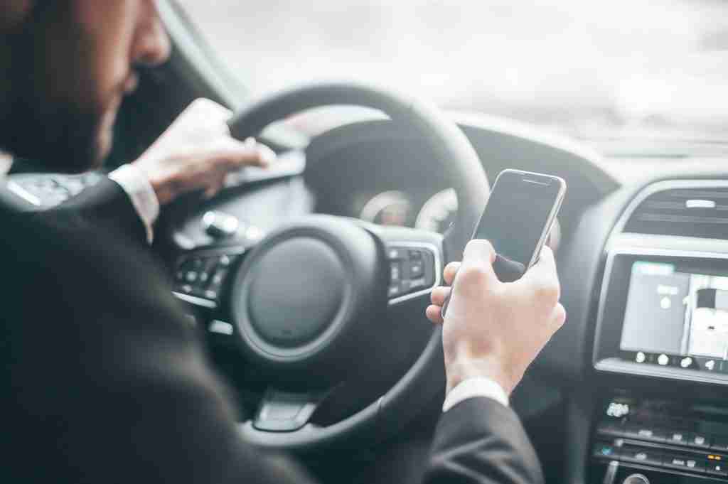 Carros conectados: 58% dos apps não-oficiais usam dados pessoais sem permissão
