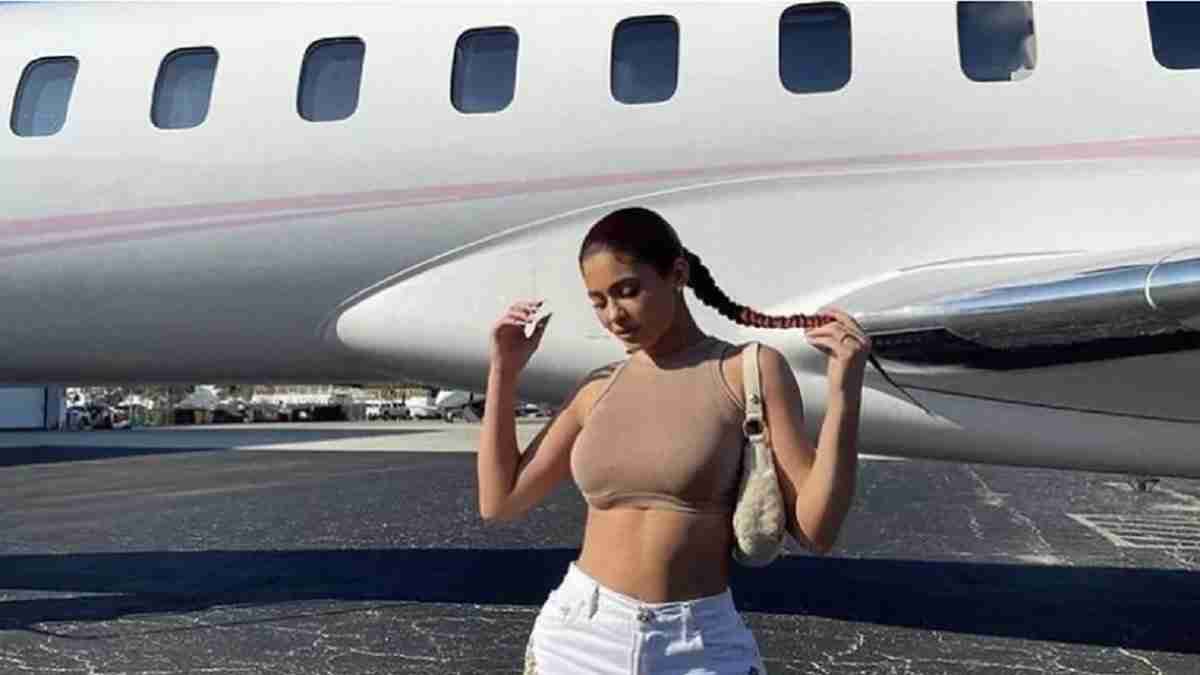 Kylie Jenner faz voo de três minutos e recebe críticas. Fotos: Reprodução/ Instagram