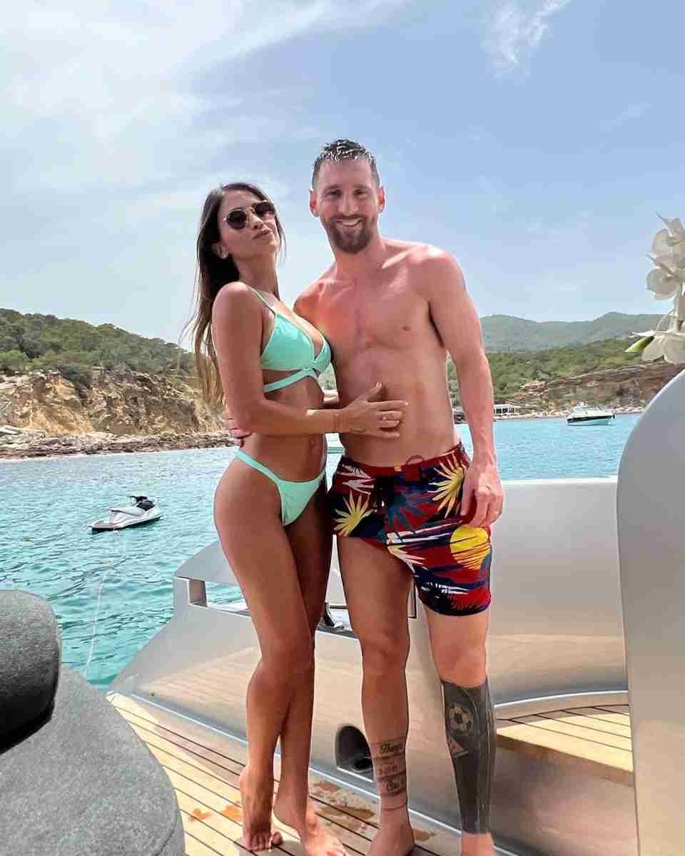Messi e a esposa. Foto: Reprodução/ Instagram