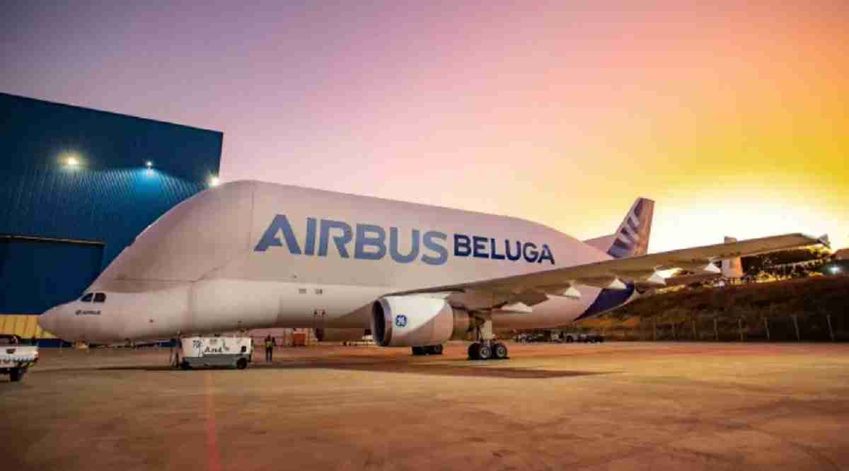 Airbus Beluga: pela primeira vez na América do Sul, avião traz helicóptero a bilionário brasileiro