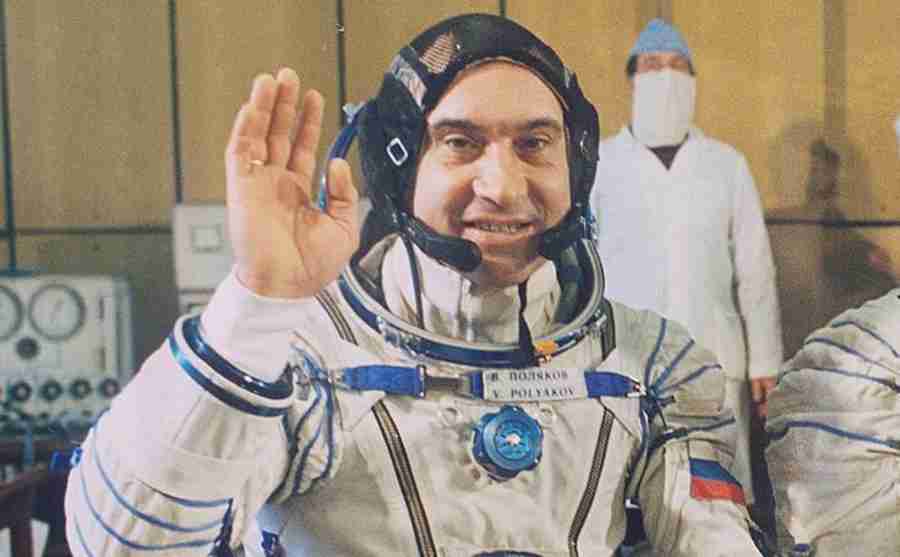 Cosmonauta recordista, Valery Polyakov morre aos 80 anos