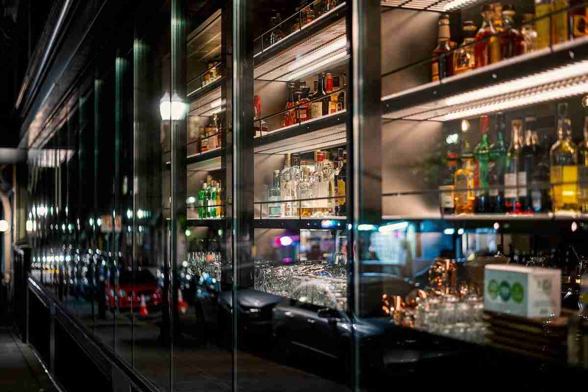 5 dicas de expert para começar uma coleção de whisky de luxo