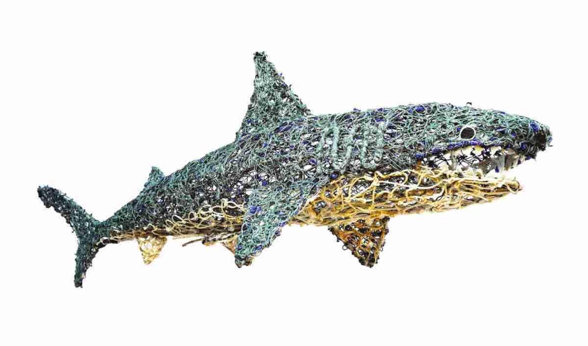 Toneladas de redes de pesca viram esculturas pelas mãos de artistas australianos