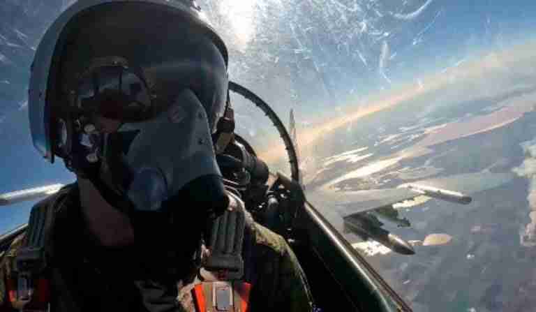 Rússia divulga novo vídeo do ataque de seus caças Sukhoi Su-35