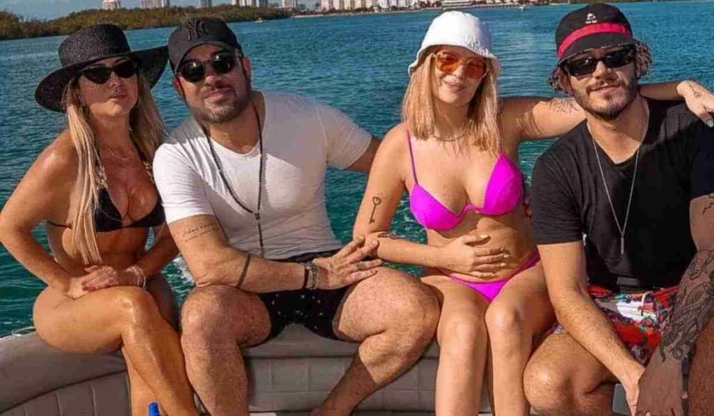 Viih Tube celebra aniversário do pai com passeio de barco em Miami (Foto: Reprodução/Instagram)