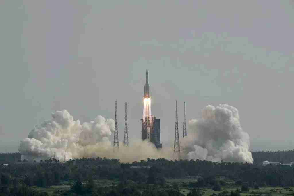 China lança último módulo da estação espacial Tiangong