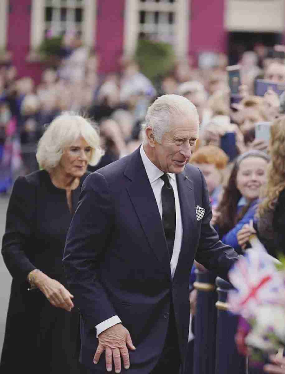 Rei Charles Iii Recebeu Quanto De Heran A Descubra Fortuna Do Monarca