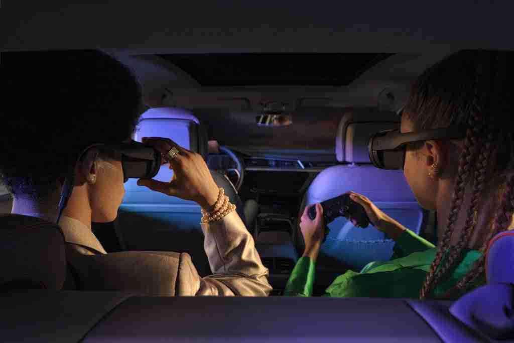 CES 2023: Audi vai lançar óculos VR para usar no carro