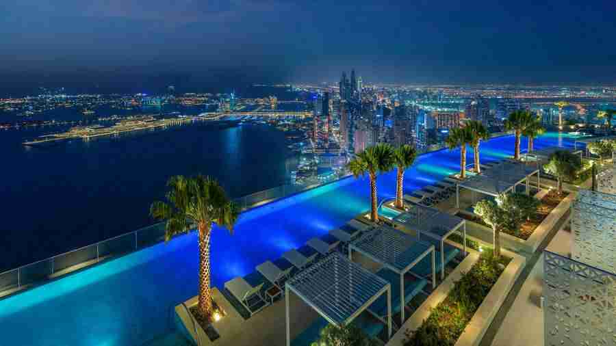 Dubai: piscina infinita mais alta do mundo fica a 300 metros. Veja!