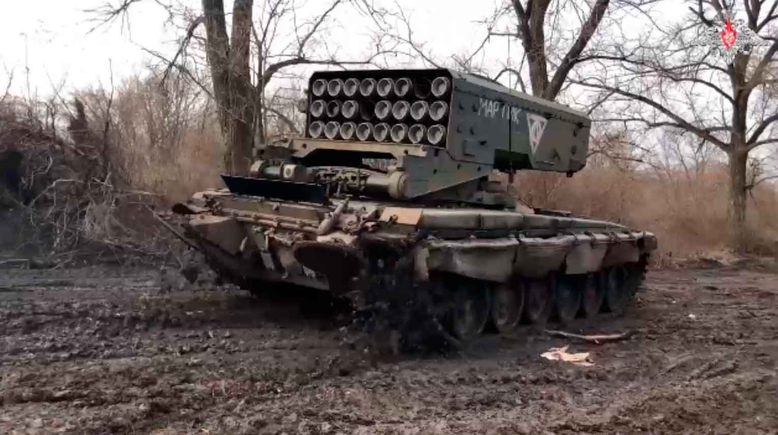 VÍDEO: Rússia aciona sistemas TOS-1A contra Exército ucraniano em Carcóvia