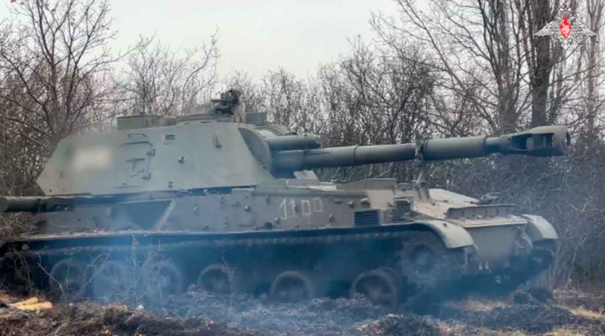 VÍDEO mostra o ataque devastador da artilharia autopropulsadas de 152mm, Akatsiya