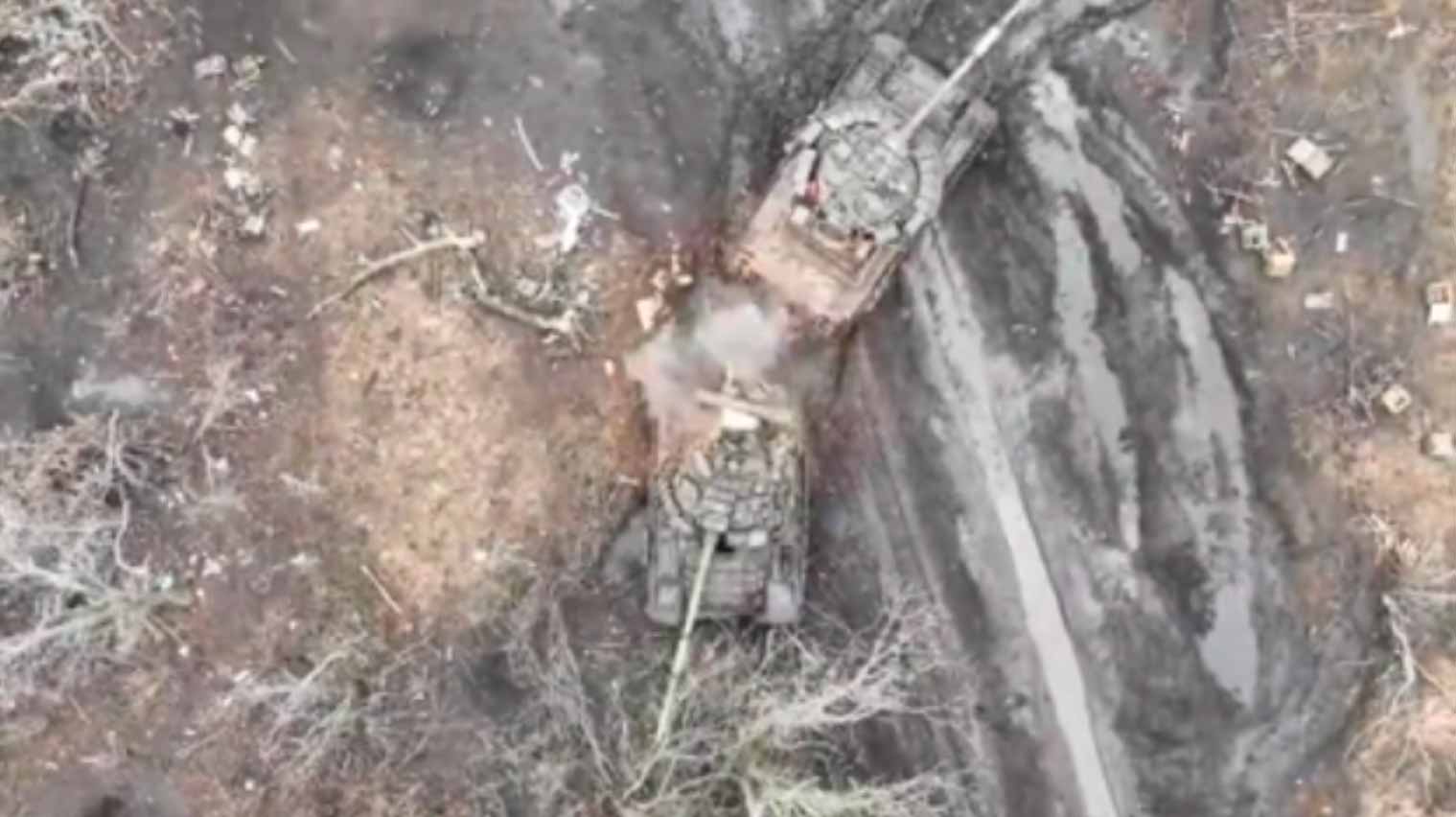Vídeo mostra drone destruindo 2 tanques russos na Ucrânia