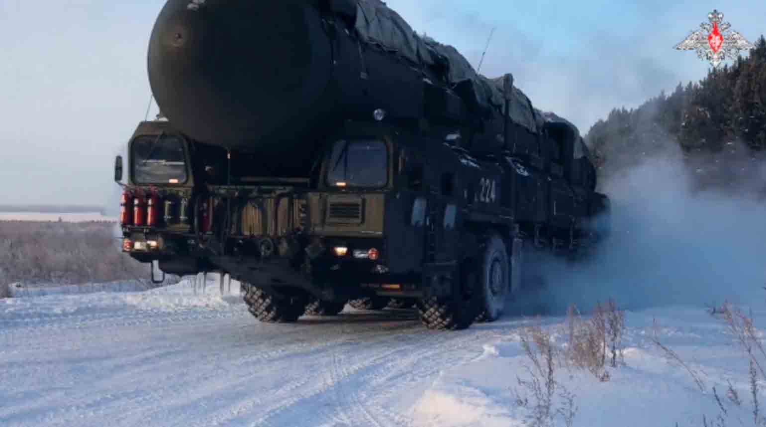 Rússia move suas equipes de lançadores de mísseis balísticos Yars