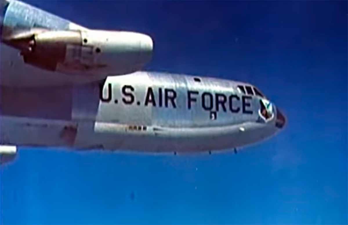 Vídeo secreto mostra como as tripulações do B-52 conduziriam ataques nucleares