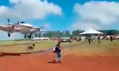 Video shows man almost being run over by airplane on Agrishow runway
