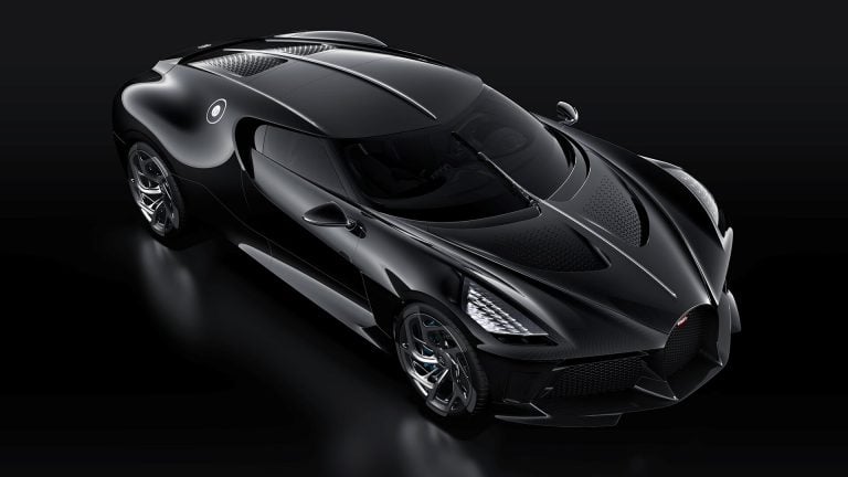 2 - Bugatti La Voiture Noire