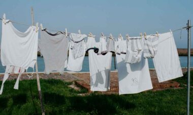 6 principali motivi per usare l'aceto per lavare i vestiti
