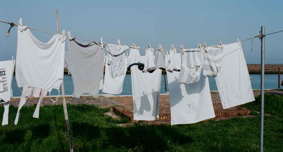 6 principali motivi per usare l'aceto per lavare i vestiti 