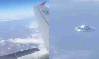 Video s UFO létajícím blízko letadla mnohé zaujalo, ale zdá se, že má dobré vysvětlení
